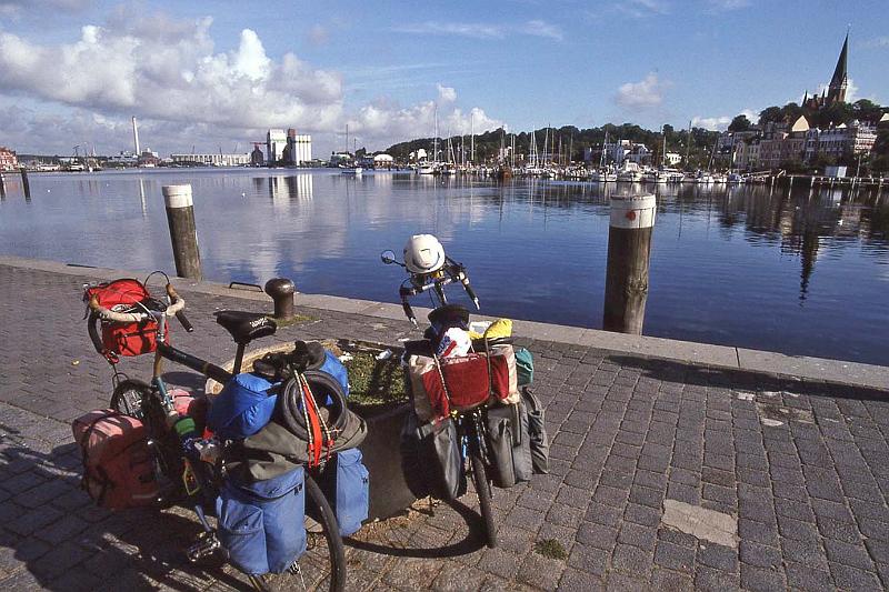 WT 1800 244-19 Germany.jpg